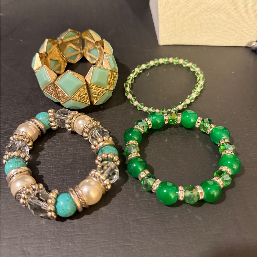 Elegant Green and Gold Bracelet Bundle